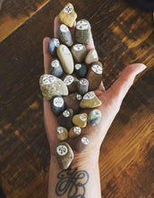 Load image into Gallery viewer, ॐ Simple Mini Traveling Jizō Stones
